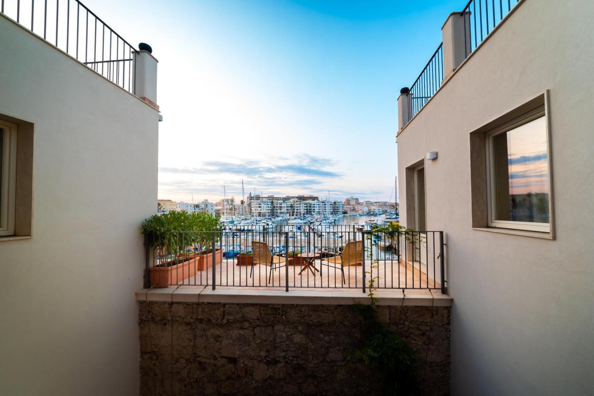 Fortaleza Charme House Syracuse Bagian luar foto