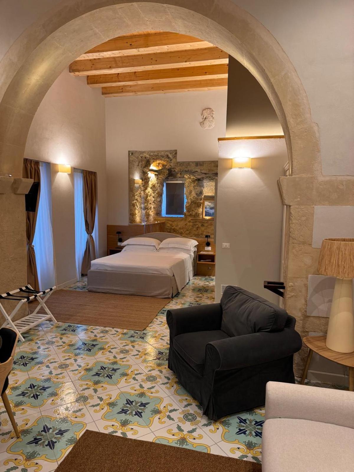 Fortaleza Charme House Syracuse Bagian luar foto